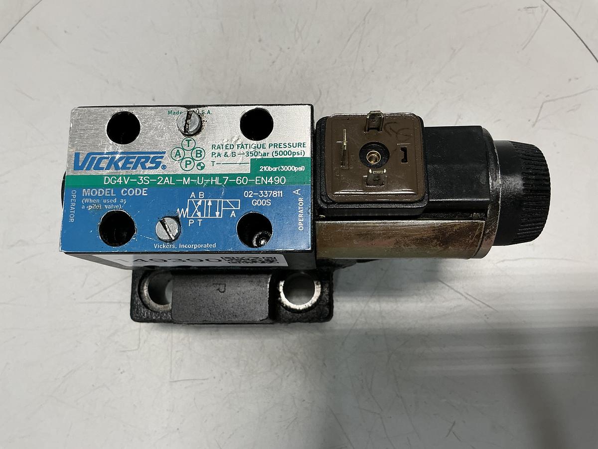Used VICKERS DG4V-3S-2AL-M-U-HL7-60-EN490