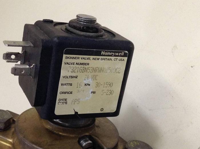 Used HONEYWELL Solenoid Valve 7321GBN53NRWN0D500C2 #73988
