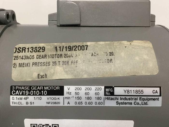 Used HITACHI Gear Motor w/ Feed Throat Slide CAV19-010-10 USED