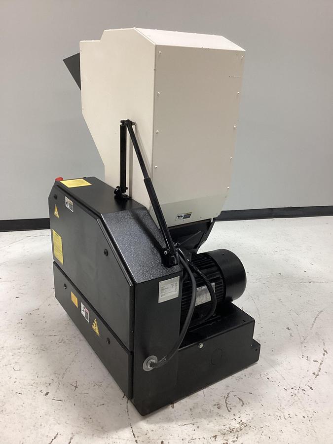 Used MILACRON MG-814 GRINDER / DNL