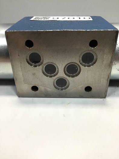 Used REXROTH Valve 54WE10J33/CG24N9K4 #97010