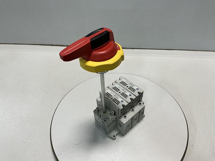 Used ALLEN BRADLEY 194R-J30-1753S SERIES A