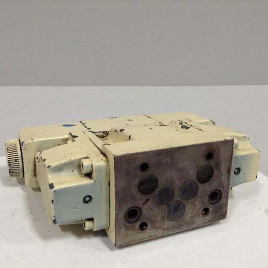 Used VICKERS Directional Control Valve DG5S52CTMUH721 #89820