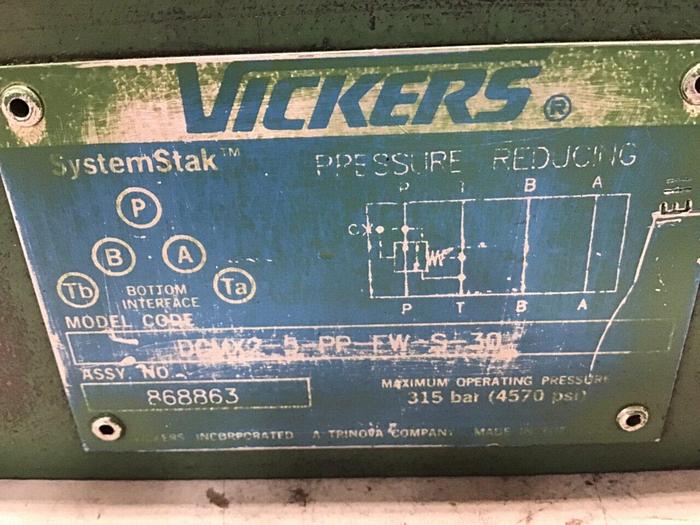Used VICKERS Pressure Valve DGMX2-5-PP-FW-S-30 #142319