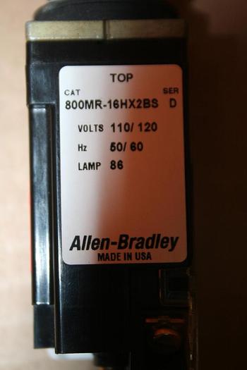Used ALLEN BRADLEY Selector Switch 800MR-16HX2BS GREEN Used DNL SCRAPPED