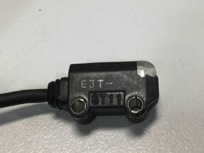 Used OMRON Photoelectric Sensor E3T-ST11 #99438
