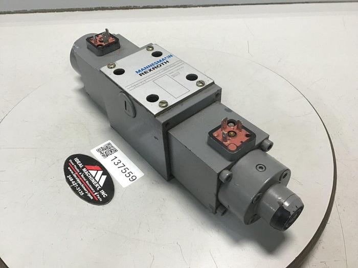 Used REXROTH Valve 4WRA 10E40-11/24NZ4/M U4501 USED