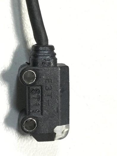Used OMRON Photoelectric Sensor E3T-ST11 #103419