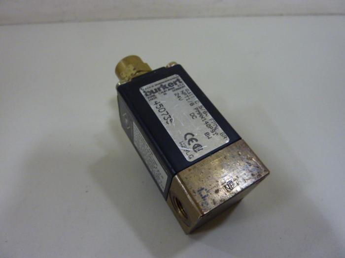 Used BURKERT EASY FLUID CONTROL SYS Valve 311-C-5/64-FPM-BR #53081