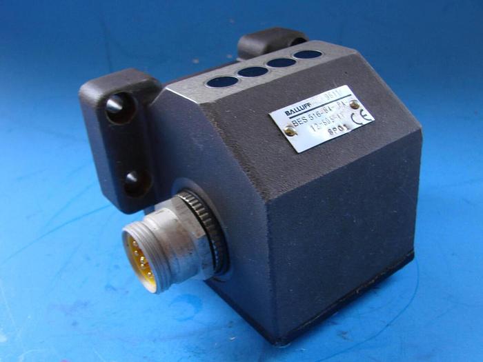 Used BALLUFF Limit Switch BES-516-B4-PA-12-605-11-SP01 #10527