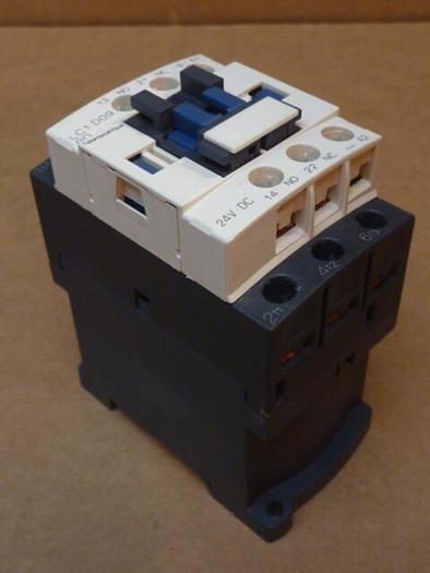 Used TELEMECANIQUE Contactor LC1D09BD #31698
