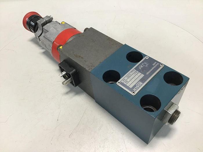 Used BOSCH Valve 0 811 402 012 / EX #116317