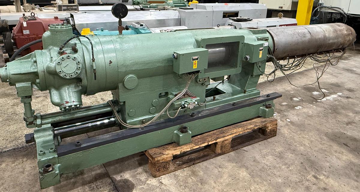 Used NISSEI FS360S140ANE INJECTION UNIT