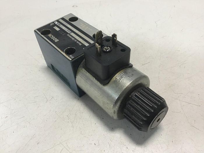 Used BOSCH Directional Valve 0 810 091 227 #124476