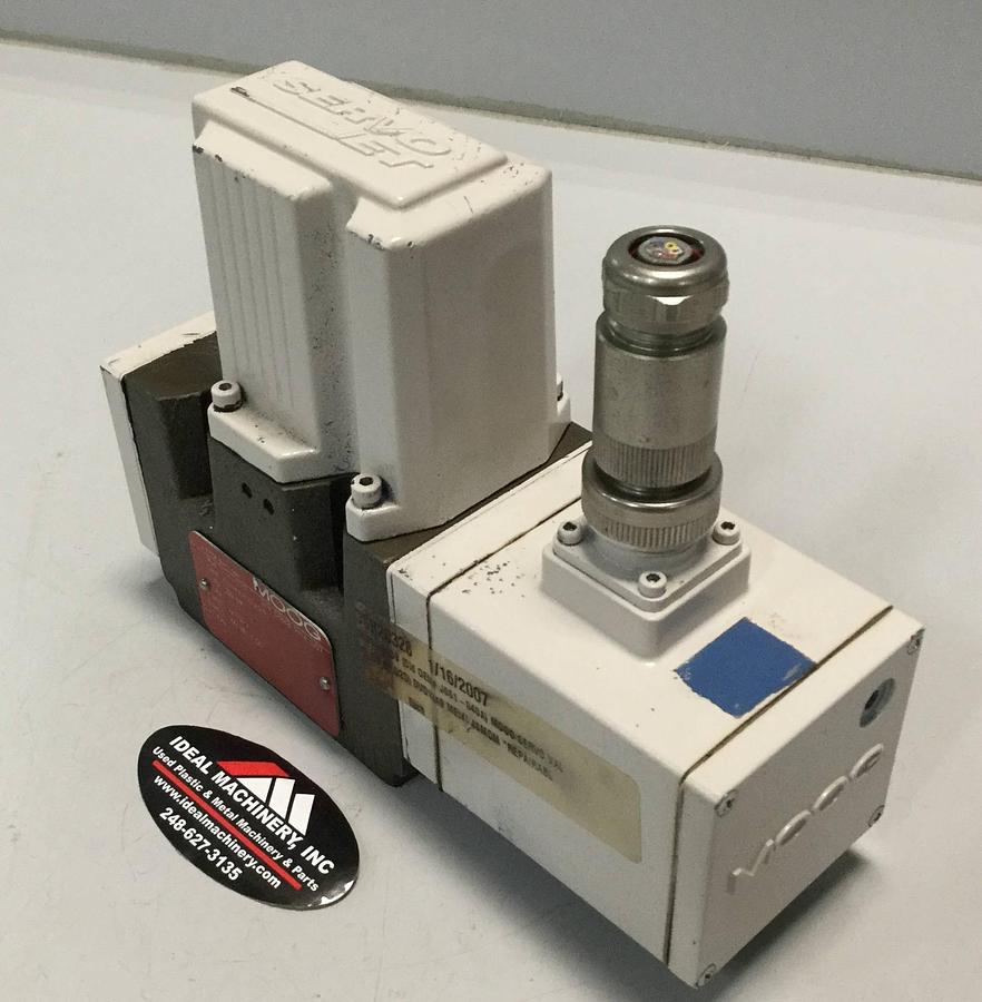 Used MOOG D661-5009 SERVO JET HYDRAULIC VALVE USED 