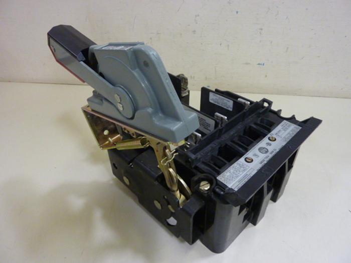 Used ALLEN BRADLEY 30 Amp Disconnect Switch 1494V-DS30 SER A #65903