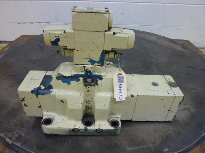 Used SPERRY VICKERS Directional Valve DG4V368CWB12 Used