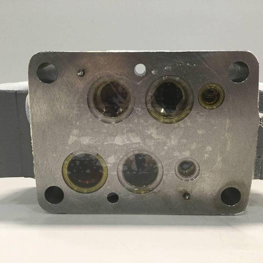 Used VICKERS Tokimec Directional Control Valve DG5V72CEP7H82-JA743B #95280