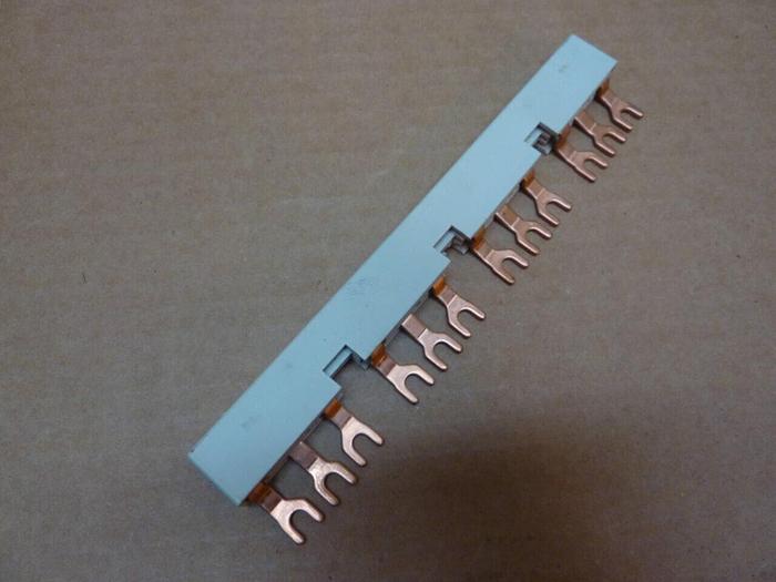 Used ALLEN BRADLEY Commoning Link 140-L454 SER C #24368