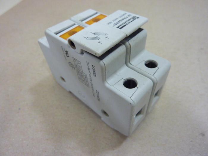Used FERRAZ SHAWMUT 30 Amp Fuse Holder USM21 #47155