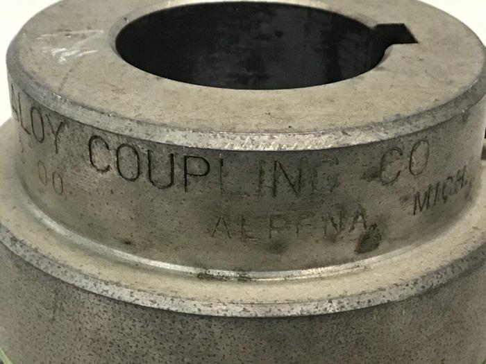 Used MAGNALOY COUPLINGS Coupling 300 LJ #132790