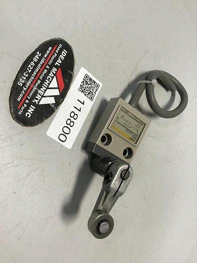 Used OMRON Limit Switch D4C-3420-B #118800