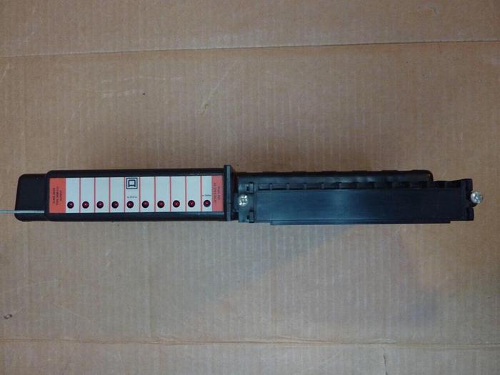 Used SQUARE D Output Module 8030-HOM-211 #25722