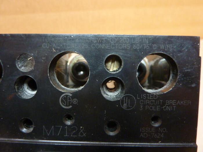 Used GENERAL ELECTRIC / GE 225 Amp Circuit Breaker TQD32225 #34981