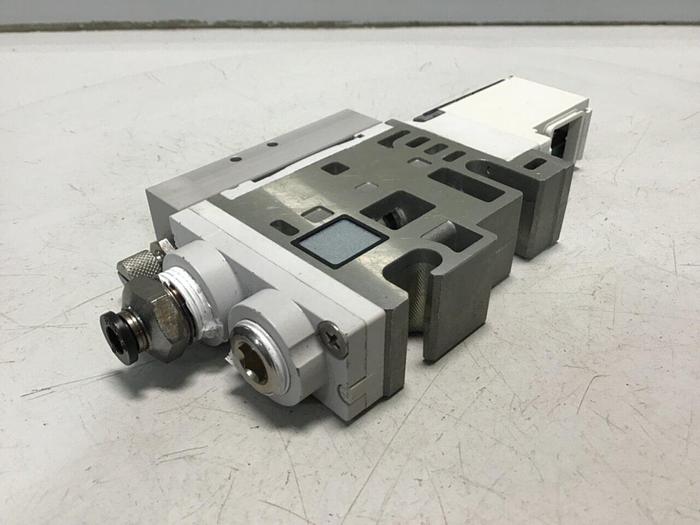 Used KOGANEI Solenoid Valve PB24C-39W #122221