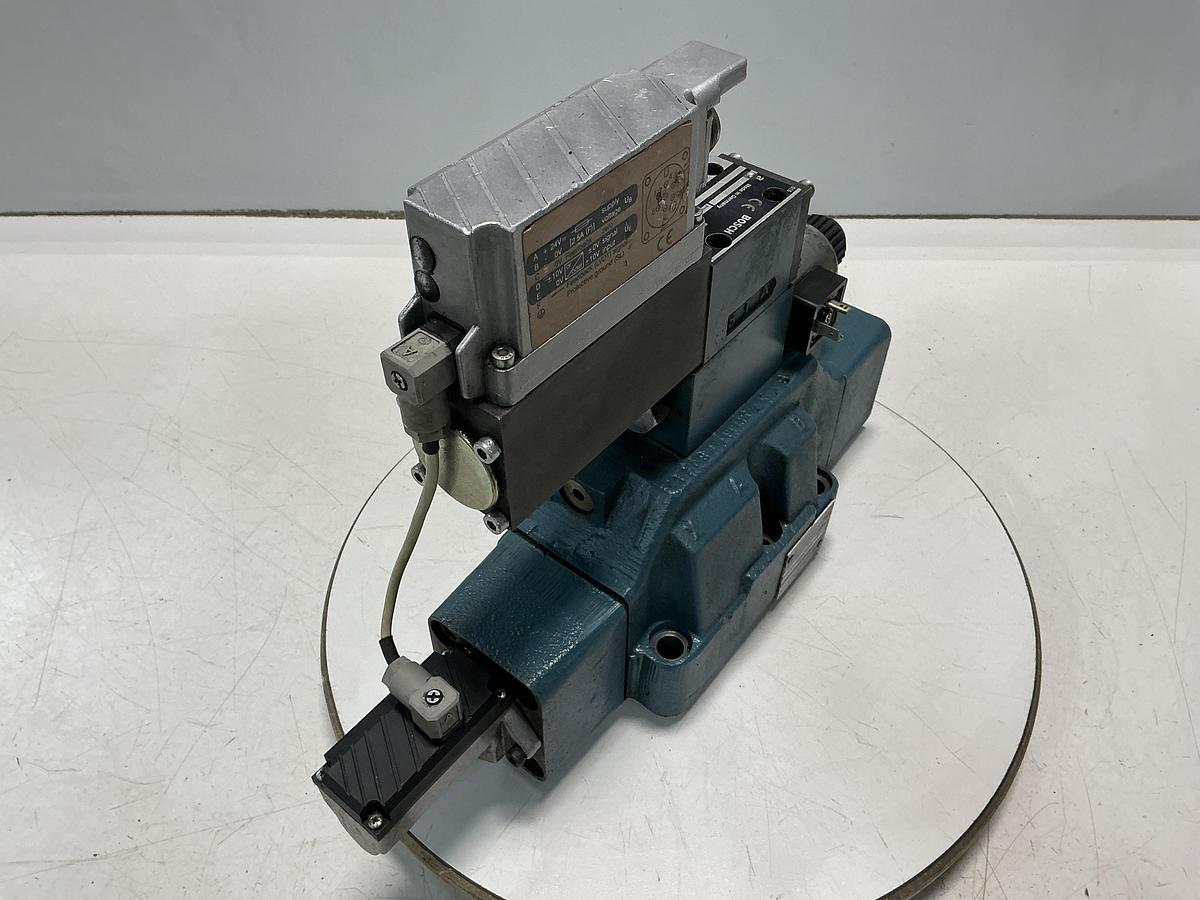 Used BOSCH 0 811 404 608