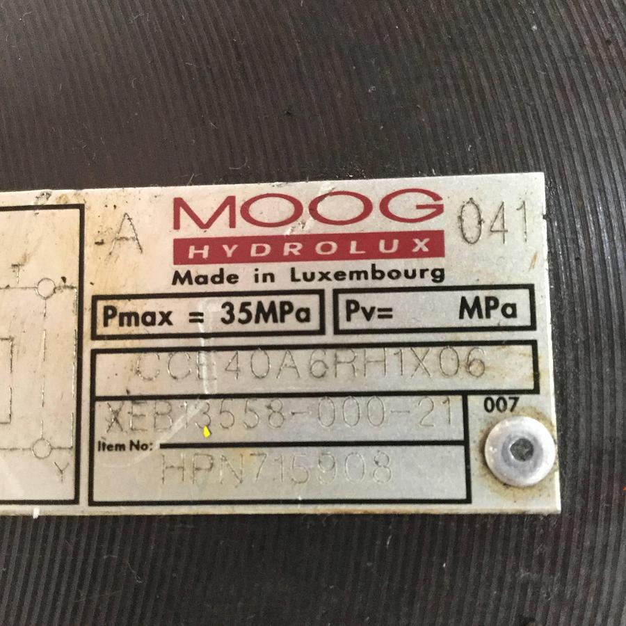 Used MOOG Valve CCE40A6RH1X06 #91433