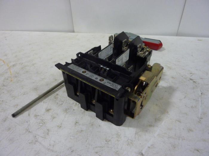 Used ALLEN BRADLEY 30 Amp Disconnect Switch 1494V-DS30 SER A #57428