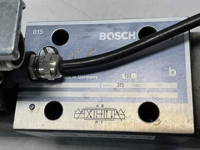 Used BOSCH 0 811 404 551