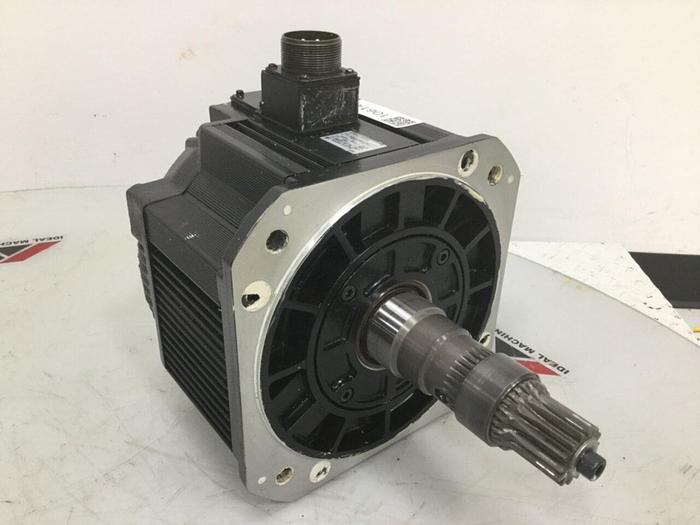 Used YASKAWA AC Servo Motor SGMD-40AWA-YR11 Used