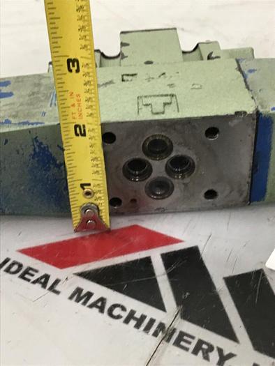 Used VICKERS Directional Control Valve DG4V36CMP7H750JA100 #118217