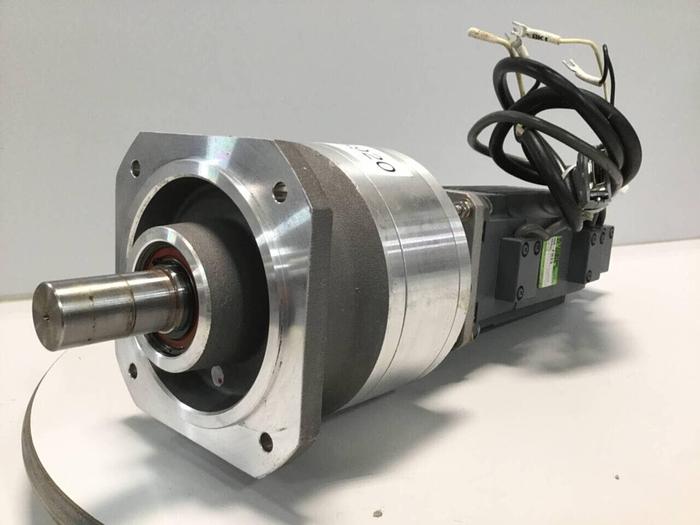 Used MITSUBISHI Servo Motor w/ Gear Motor HA-FH33B Used