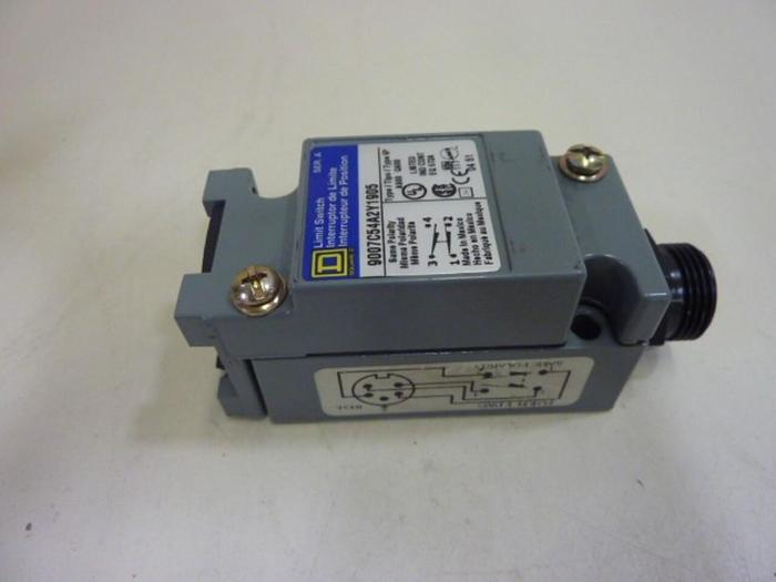 Used SQUARE D Limit Switch 9007C54A2Y1905 #66569