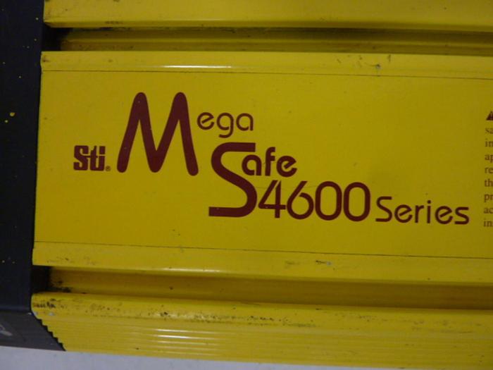 Used STI Light Curtain Receiver MG46-30-1215-R-A1-FD2 Used