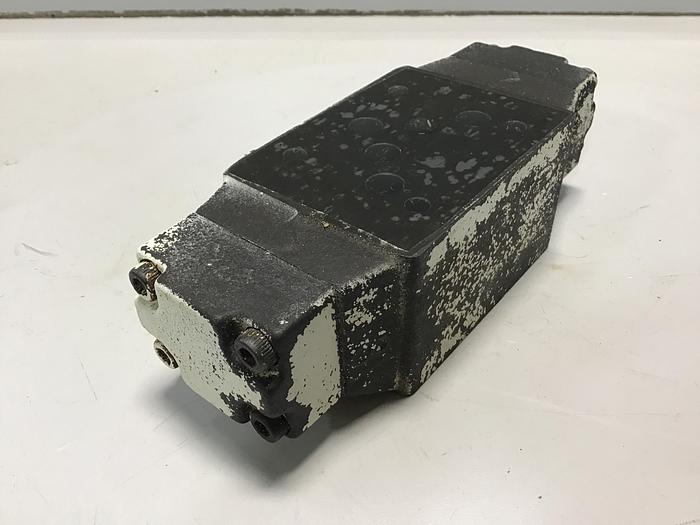 Used YUATSU SEIKO CPM-03-B2-T50 Modular Valve Used #145690