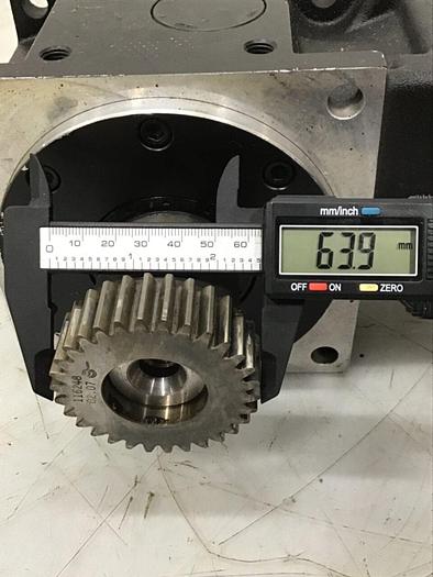 Used GRAESSNER GMBH Gearbox D90 8,11:1 1L A06 #133742