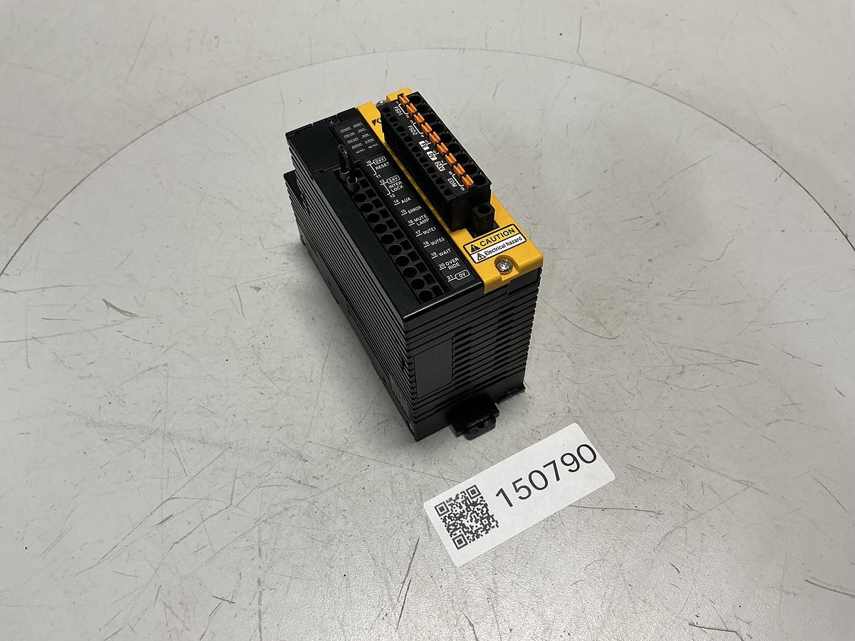 Used KEYENCE GL-T11R