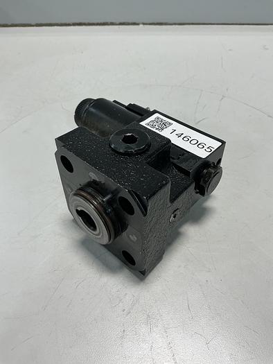 Used VICKERS DG4V-3S-2A-M-U-HL7-60-EN490