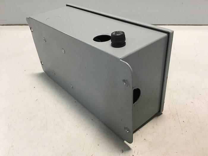 Used PRODUCTION PROCESS Data Control Box MDT-40E #130664