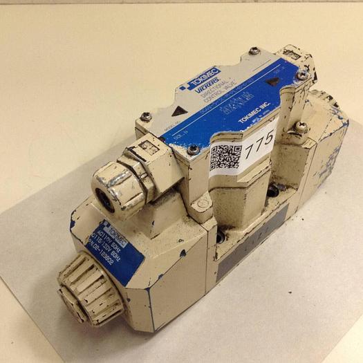 Used VICKERS Tokimec Directional Control Valve DG4V53CMP-B640 #77574