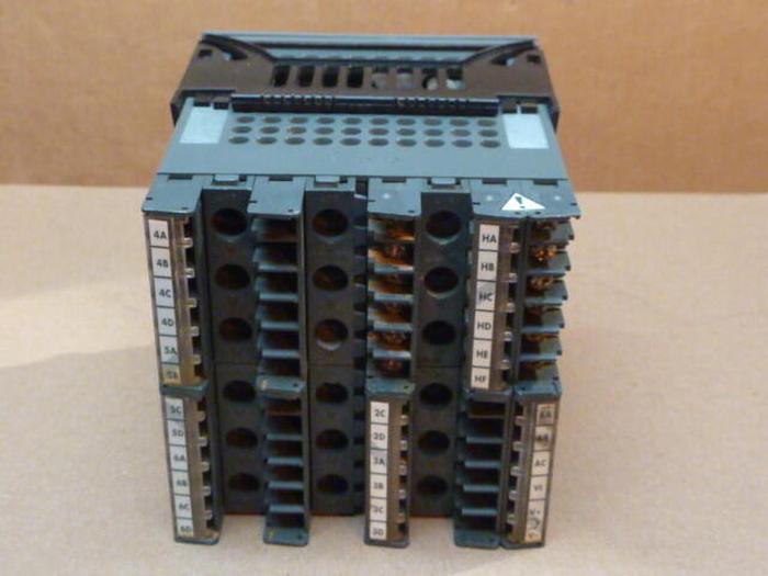 Used BARBER COLMAN Controller 2204E/CC/VH/H7/XX/XX/XX/XX/2XX/XXX/AX143/EU055S/ #33183