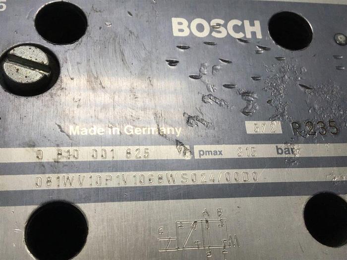 Used BOSCH Hydraulic Valve 0 810 001 825 Used