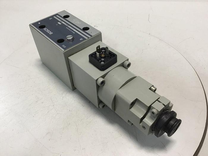 Used BOSCH Servo Proportional Valve 0 811 403 001 Used