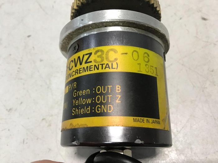 Used OMRON Rotary Encoder E6B-CWZ3C-06 #135129