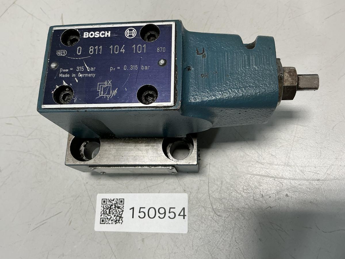 Used BOSCH 0 811 104 101
