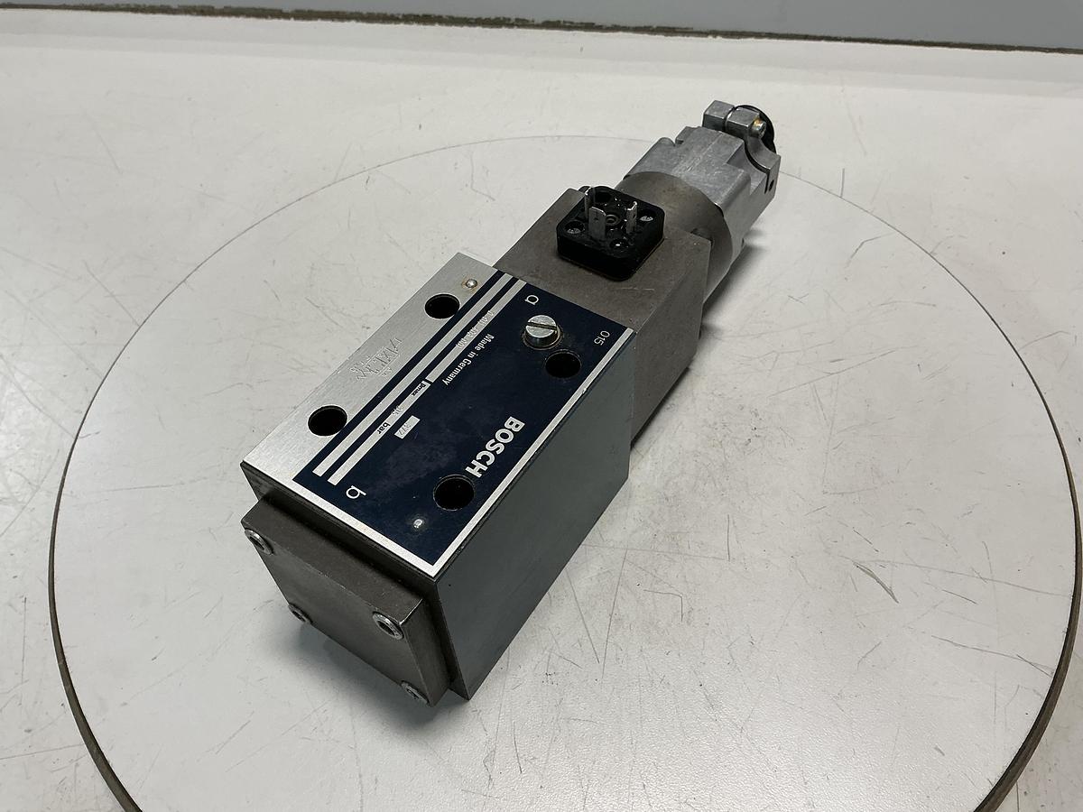 Used BOSCH 0 811 403 001